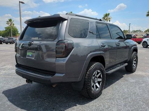 Used 2022 Toyota 4Runner TRD Off-Road Premium AWD/4WD image 5