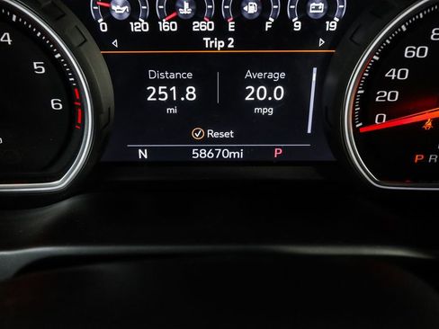 Used 2021 Chevrolet Silverado 1500 High Country w/ Technology Package image 57