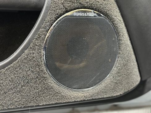 Used 2010 Jaguar XK Coupe image 34