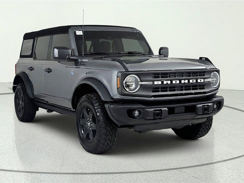 Used 2024 Ford Bronco Black Diamond AWD/4WD image 1