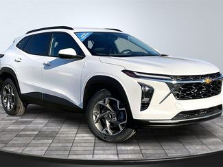 New 2026 Chevrolet Trax LT w/ Driver Confidence Package video 2