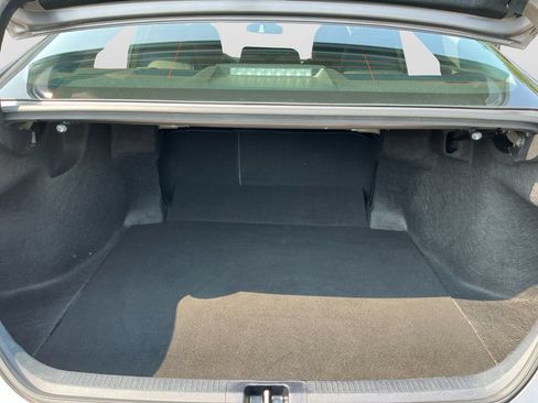 Used 2024 Toyota Camry SE FWD image 17