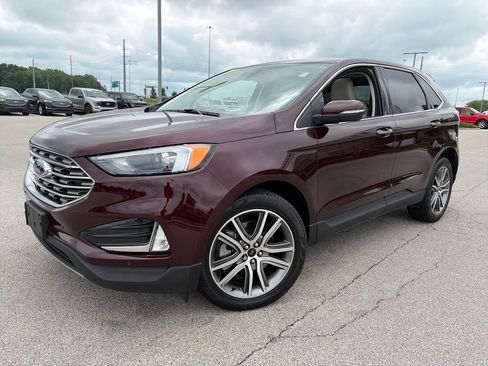 Used 2024 Ford Edge Titanium AWD/4WD image 2