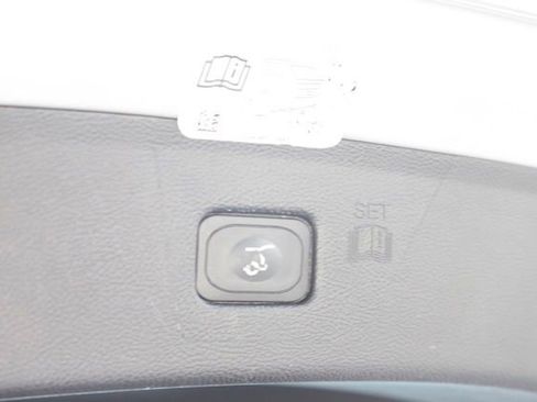 Used 2016 Ford Edge Titanium w/ Equipment Group 301A AWD/4WD image 4
