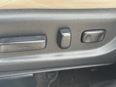 Used 2016 Honda CR-V EX image 19