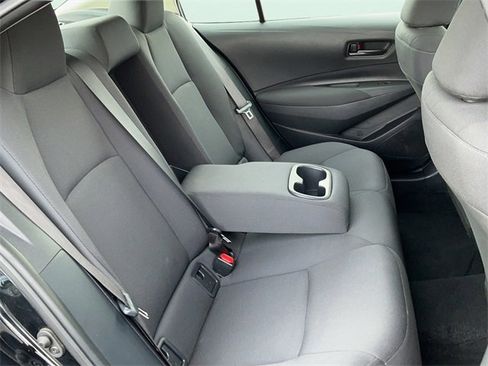 Used 2024 Toyota Corolla LE image 16