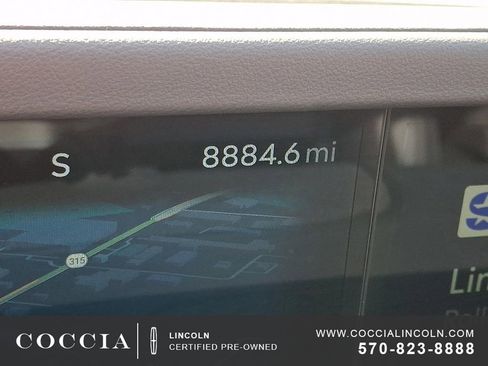 Certified 2025 Lincoln Nautilus Premier w/ Equipment Group 102A image 21