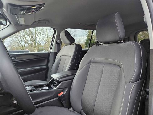 Used 2023 Jeep Grand Cherokee L Laredo image 25