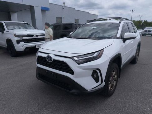 Used 2023 Toyota RAV4 AWD Hybrid image 2