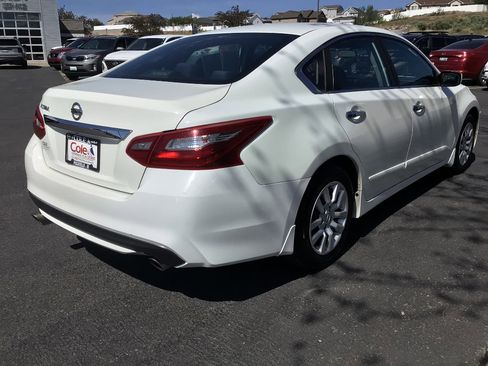 Used 2018 Nissan Altima 2.5 S w/ S Convenience Package FWD image 4