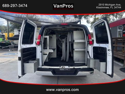 Used 2011 GMC Savana 3500 image 12