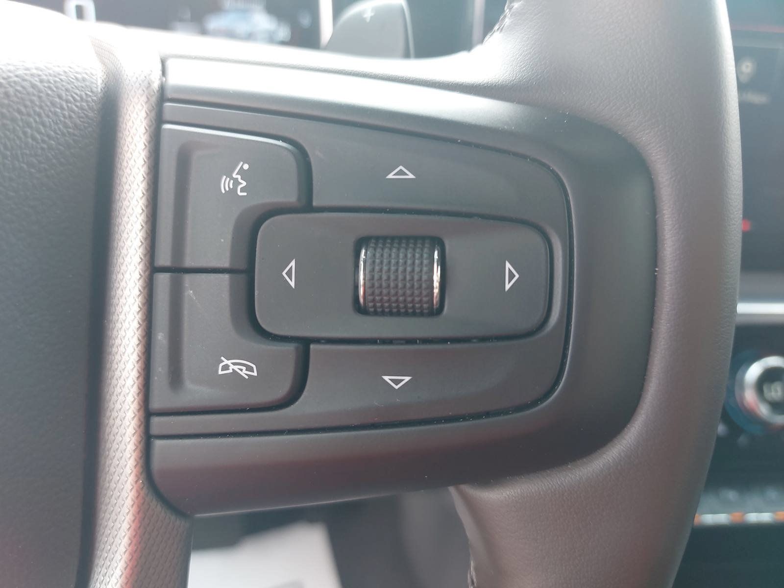Used 2023 GMC Sierra 1500 Denali w/ Denali Carbonpro Edition AWD/4WD image 17