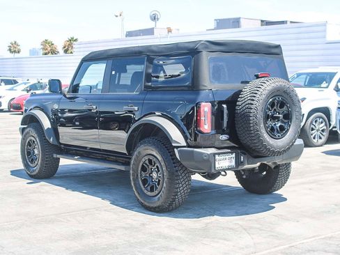 Used 2023 Ford Bronco Wildtrak image 7