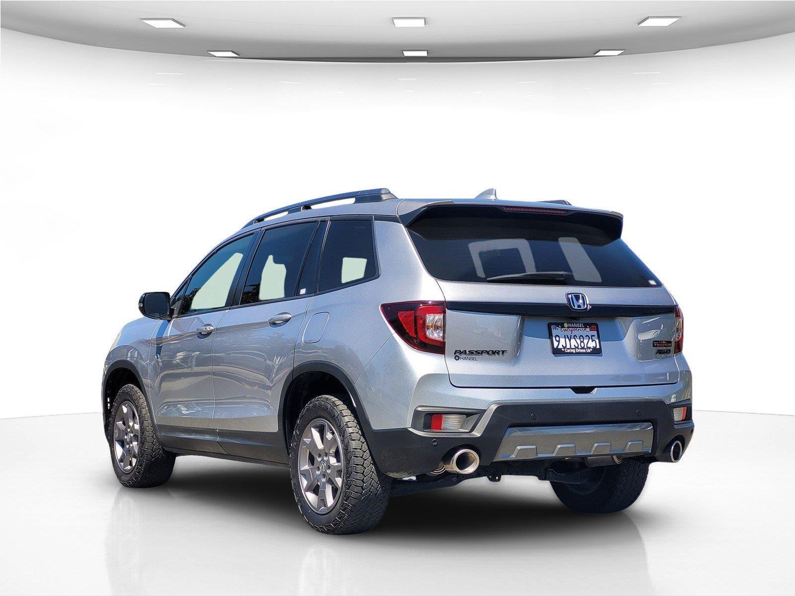 Used 2024 Honda Passport TrailSport image 8