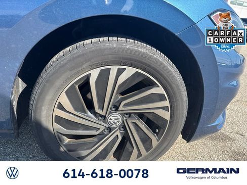 Used 2019 Volkswagen Jetta SEL Premium FWD image 12