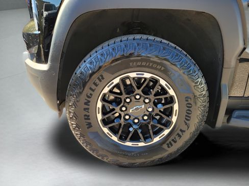 New 2026 Chevrolet Silverado EV Trail Boss image 29