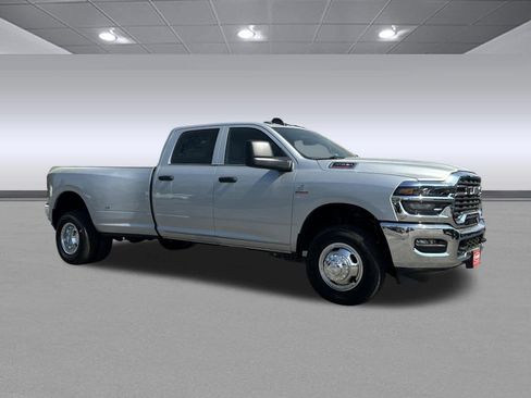 New 2026 RAM 3500 Tradesman image 7