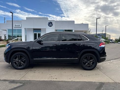 Used 2023 Volkswagen Atlas Cross Sport SEL AWD/4WD image 2