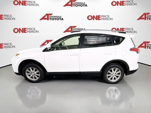 Used 2018 Toyota RAV4 XLE image 4