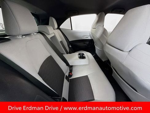 Used 2021 Toyota Corolla SE image 27