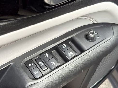 Used 2024 Jeep Compass Limited AWD/4WD image 19