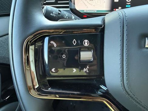 Certified 2025 Land Rover Range Rover Sport Autobiography AWD/4WD image 19
