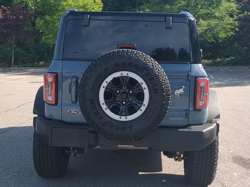 Certified 2025 Ford Bronco Outer Banks w/ Sasquatch Package AWD/4WD image 5