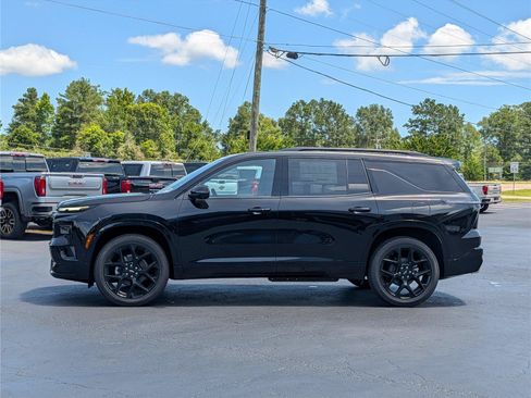 New 2026 Chevrolet Traverse RS FWD image 2