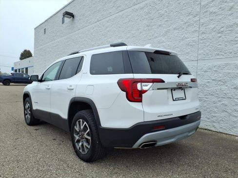 Certified 2023 GMC Acadia SLE w/ Driver Convenience Package image 8