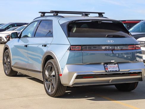 New 2026 Hyundai Ioniq 5 Limited image 8