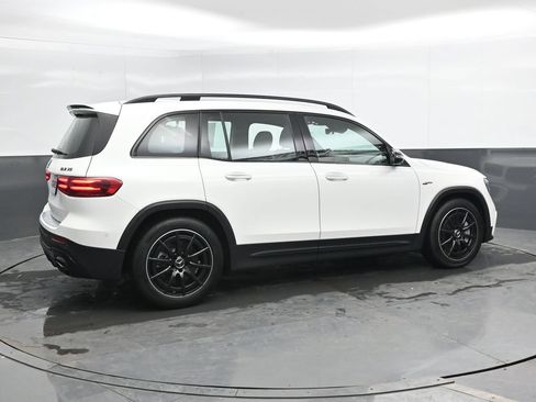 Used 2025 Mercedes-Benz GLB 35 AMG 4MATIC image 2