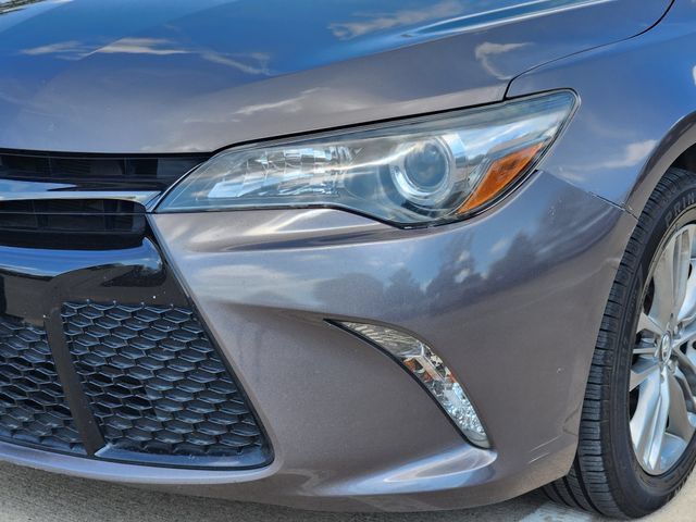 Used 2017 Toyota Camry SE FWD image 9