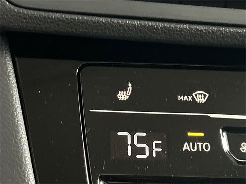 New 2026 Volkswagen Jetta SE image 26