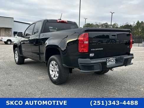 Used 2021 Chevrolet Colorado LT w/ Fleet Safety Package image 3