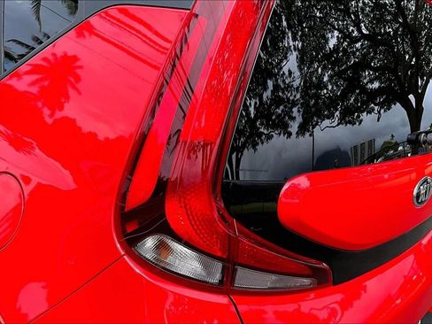 Used 2020 Kia Soul X-Line FWD image 33
