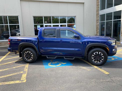 Used 2022 Nissan Frontier PRO-4X w/ Technology Package AWD/4WD image 15