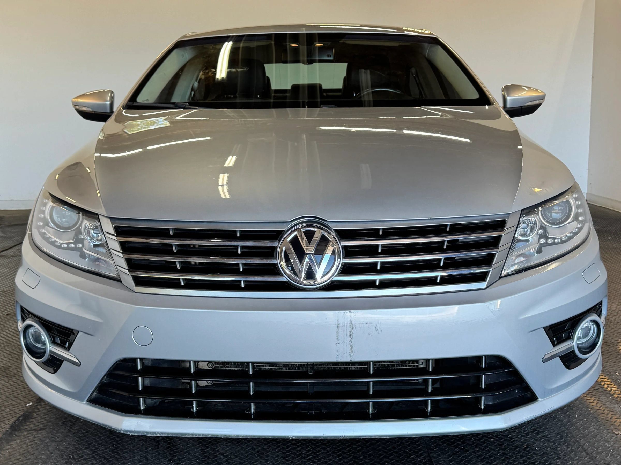 Used 2015 Volkswagen CC R-Line FWD image 3