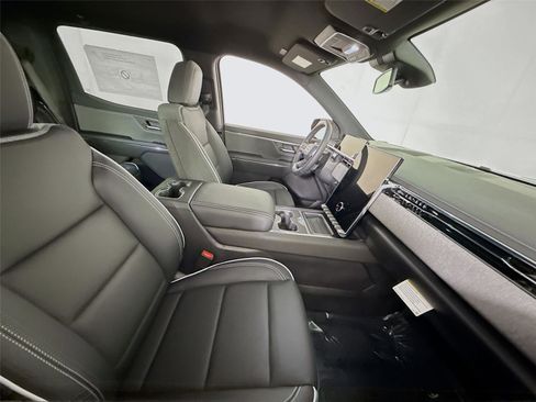 New 2026 GMC Sierra EV Elevation image 21