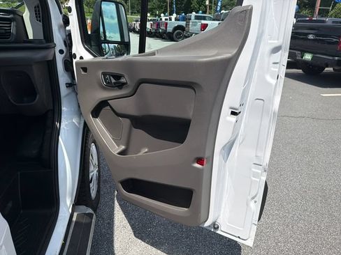 Certified 2025 Ford Transit 250 Low Roof w/ Exterior Upgrade Package RWD image 16
