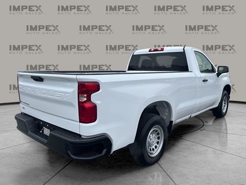 Used 2025 Chevrolet Silverado 1500 W/T image 5