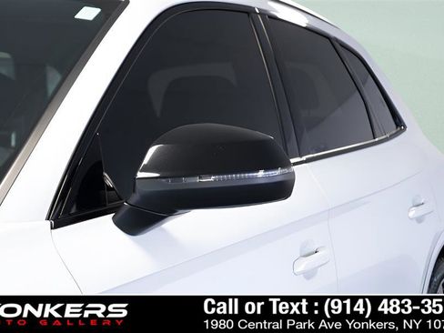 Used 2020 Audi SQ5 Premium Plus w/ Premium Plus Package image 17