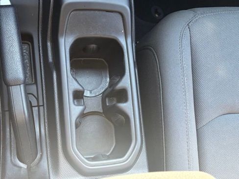 Used 2018 Jeep Wrangler Sport image 24