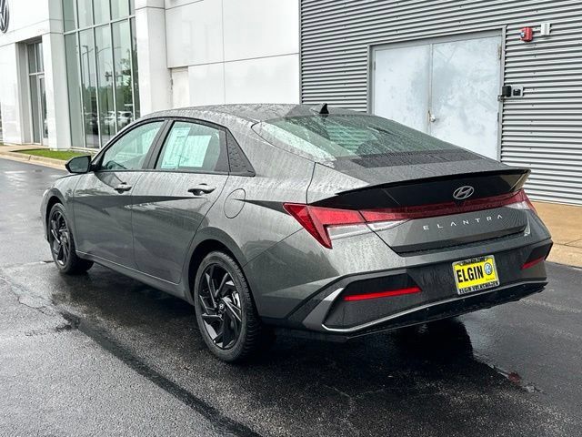 Used 2026 Hyundai Elantra Sport FWD image 6