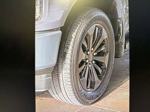 Used 2019 Ford F150 XL w/ Equipment Group 101A Mid AWD/4WD image 5