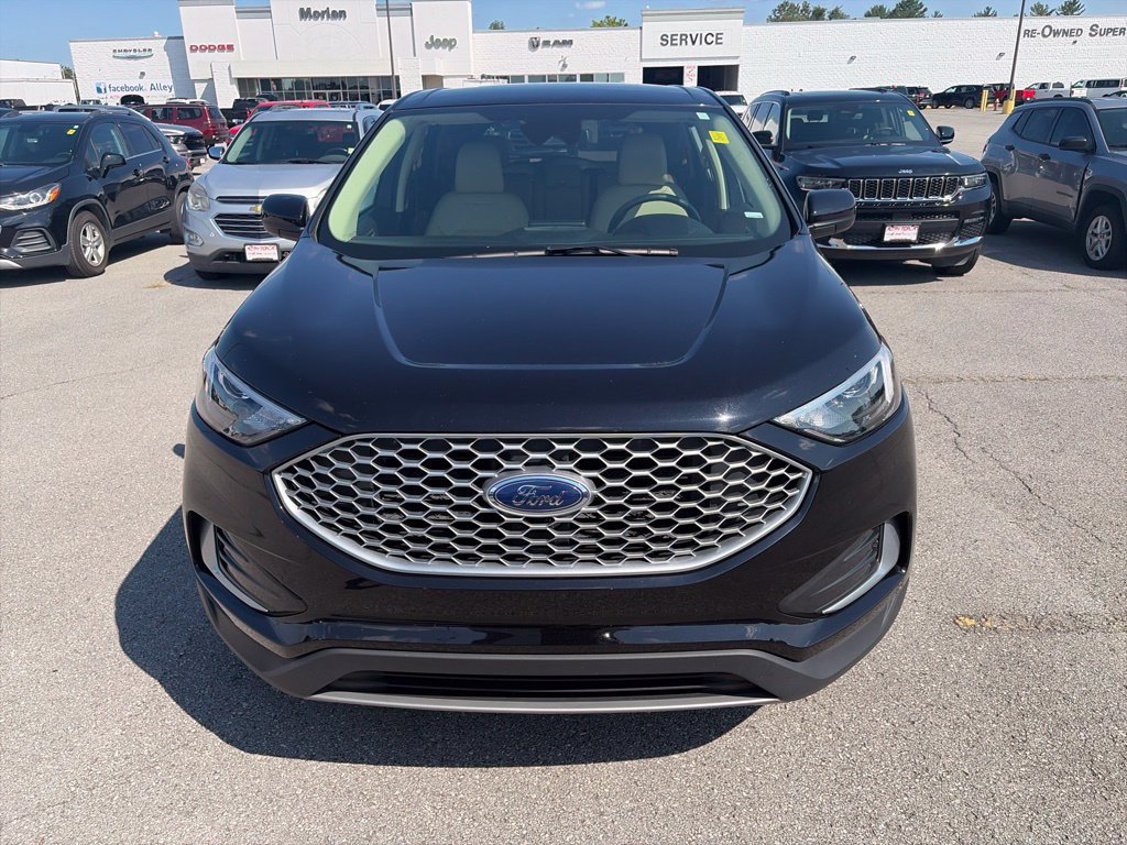 Used 2024 Ford Edge SEL AWD/4WD image 9