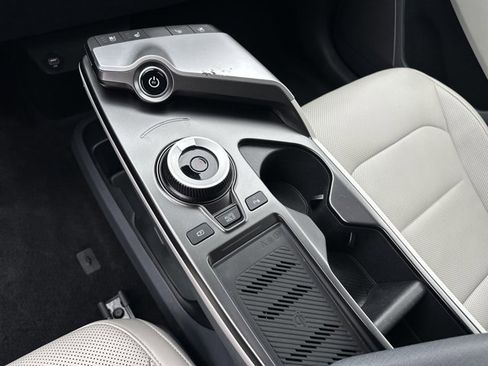 Used 2024 Kia EV6 Wind w/ Wind Technology Package image 36