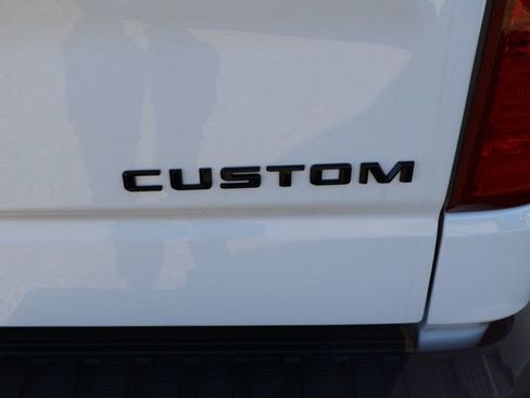 New 2026 Chevrolet Silverado 1500 Custom Trail Boss w/ LPO, Dark Essentials Package AWD/4WD image 13