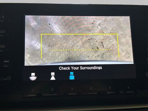 Used 2018 Honda Accord Hybrid image 32