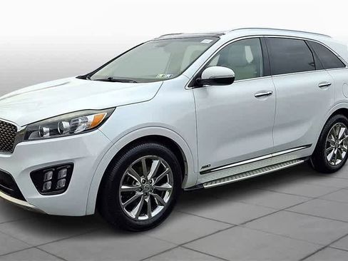 Used 2016 Kia Sorento SX image 4