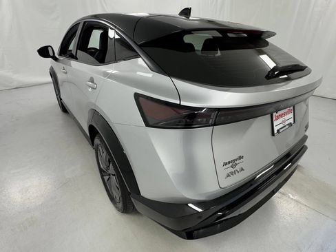 Certified 2024 Nissan Ariya AWD image 5
